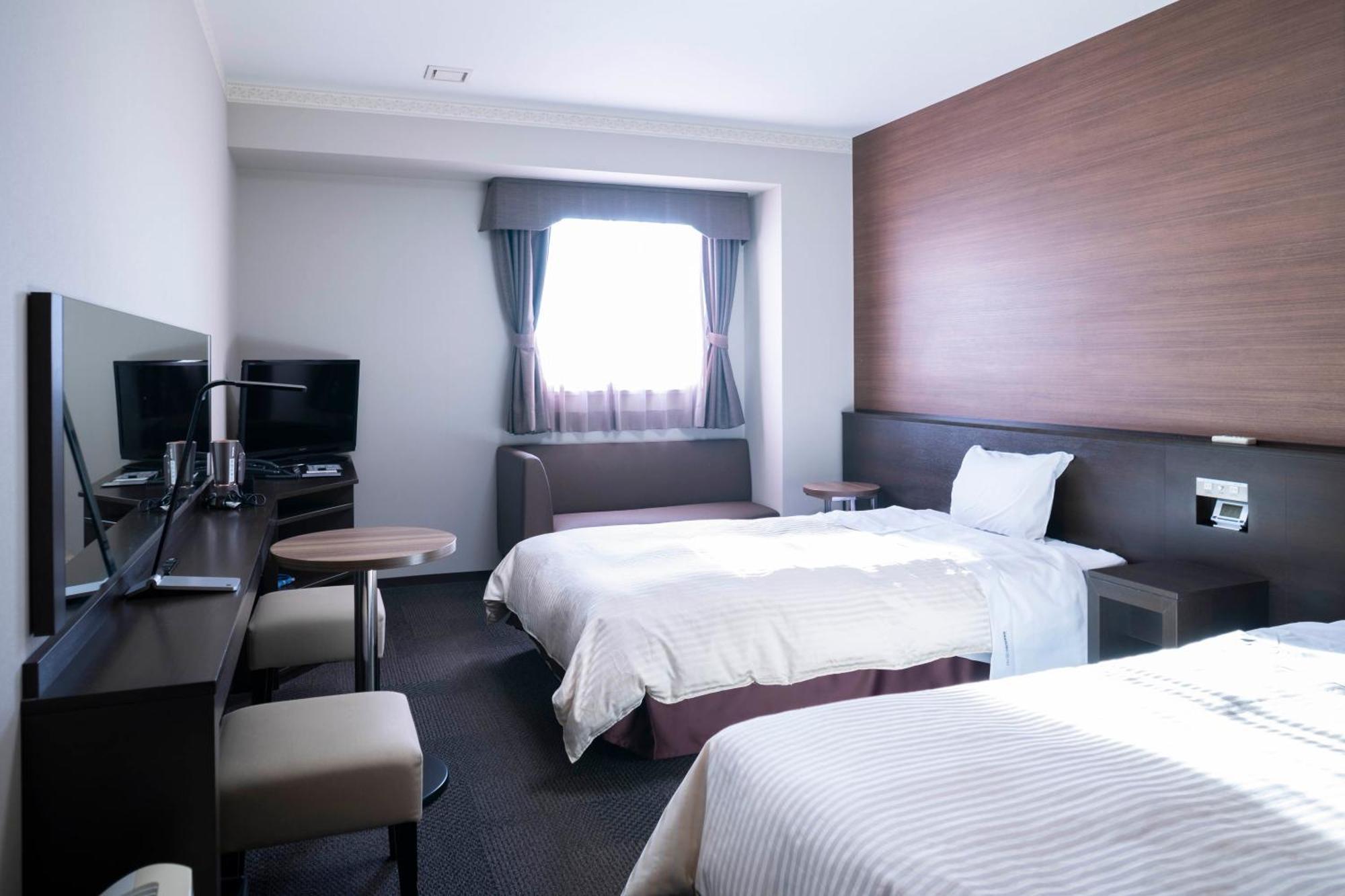 Hotel New Palace Singu Kültér fotó